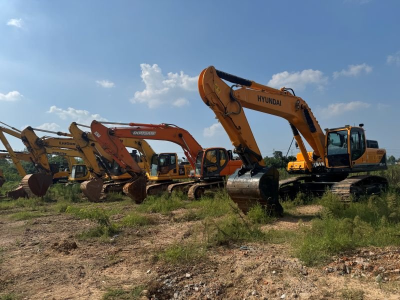 Full Series Excavators for Sale | 6 Ton to 100 Ton Crawler Diggers | New & Used - Image 6