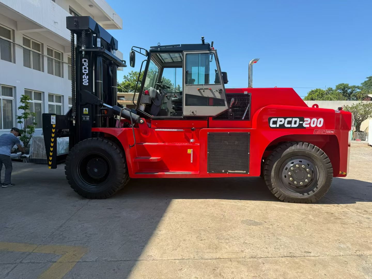 15-50 Ton Heavy Duty Diesel Forklift, High Capacity Fork Lift Truck for Port - Image 7